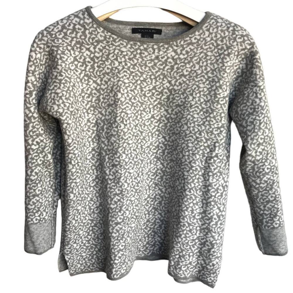 Tahari Grey Leopard Print Sweater size XS